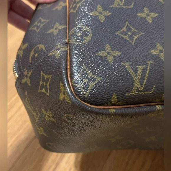 Louis Vuitton Monogram Satchel in Brown and Tan - Picture 5 of 16